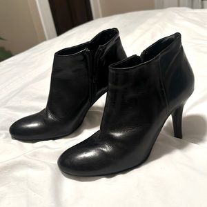 Janie Philip “Max” Short Leather Ankle Boot with inner zip. From Paris, France